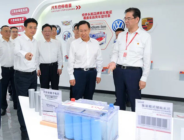 王晓晖在宜宾市内江市眉山市调研时强调:坚持智能化绿色化融合化方向,不断夯实高质量发展的产业根基(图2) 2.jpg
