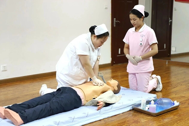 以赛砺技,匠心护航|泸州福欣医院护理操作技能大赛圆满落幕!(图10) 10.jpg