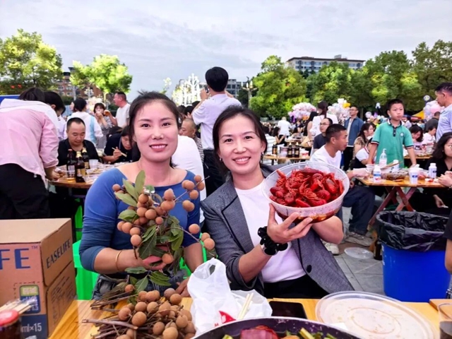 9天不打烊!泸县丰收节夜市开摊,满满本土丰收味道等你来尝(图12) 11.jpg