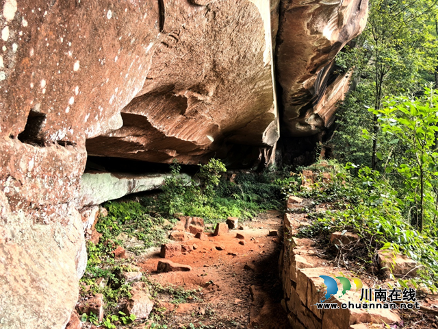 谷深承玉露 洞古蕴乾坤——合江福宝森林公园乾坤洞景区修复完善与运营提升研究(图1) 1.png