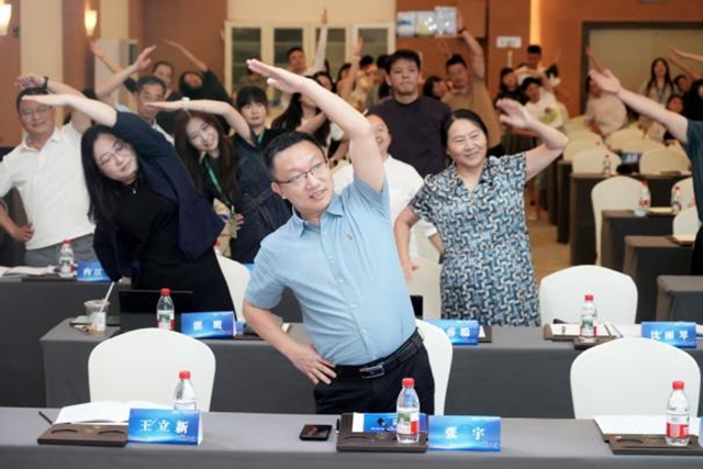 喜报频传!品牌传播、药学、健康宣教多线开花,泸州市人民医院连获佳绩(图7) 报7.jpg