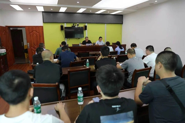 泸县警方跨省斩断伪劣烟草黑色产业链 涉案金额200余万元!(图2) 烟2.jpg
