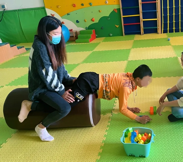 酒城良师 | 梁霄:牵着蜗牛去散步(图5) 良5.jpg