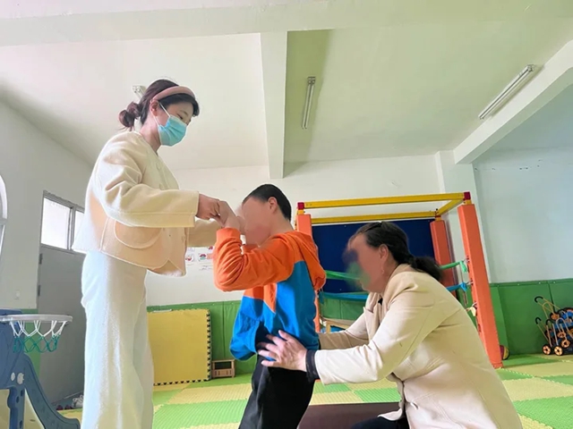 酒城良师 | 梁霄:牵着蜗牛去散步(图4) 良4.jpg