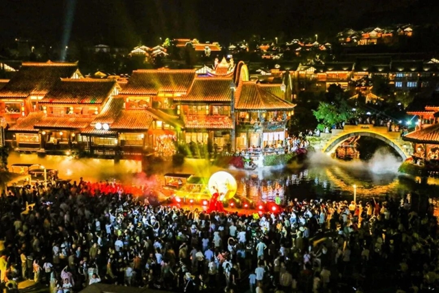 51万人次游宜宾!今年中秋“宜式生活”烟火沸腾(图5) 5.jpg