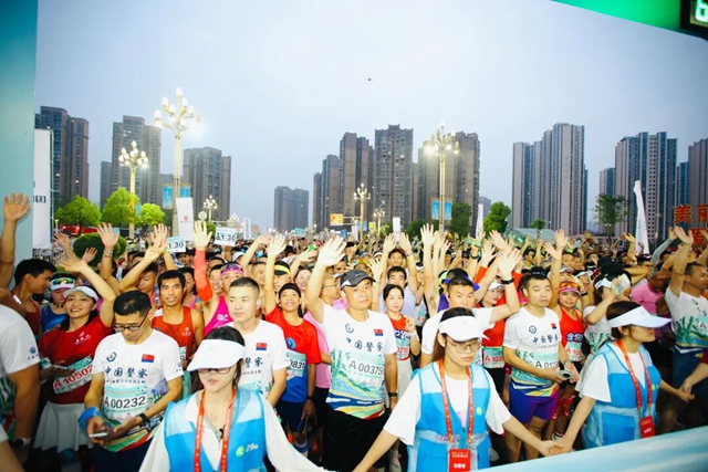 51万人次游宜宾!今年中秋“宜式生活”烟火沸腾(图11) 11.jpg