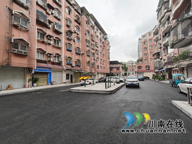 走进红星街道南光路76号新世纪小区，眼前景象焕然一新.jpg