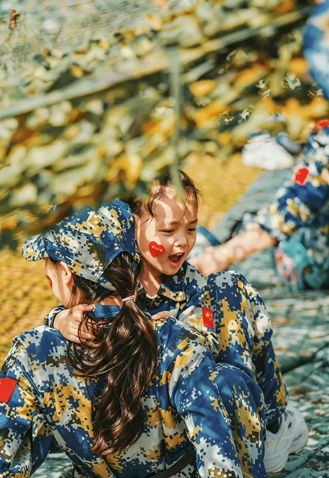 把祖国种进孩子心里!泸州幼儿园“萌娃+”主题活动探索(图4) 4.jpg