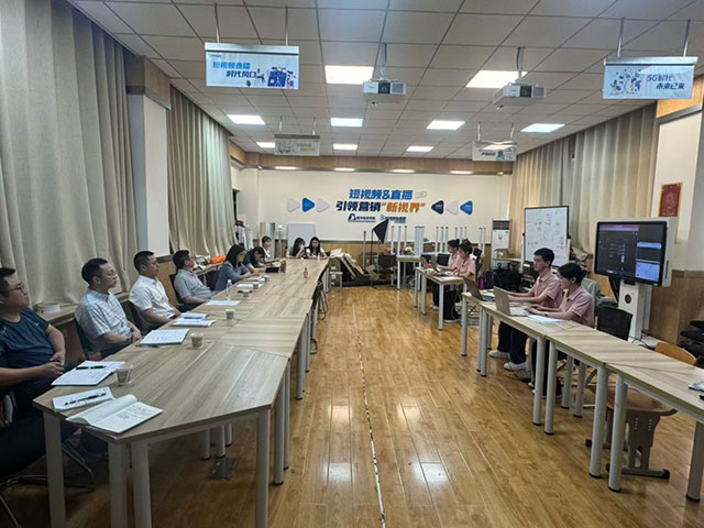 3金3银2铜!泸州职业技术学院8支参赛队伍全员获奖!(图13) 13.jpg