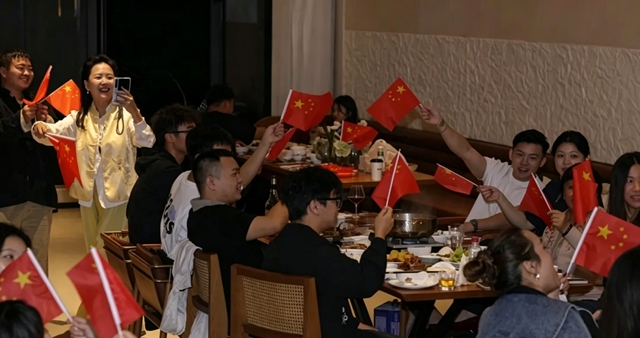叙永:有风来,从一间房到一场山野聚会——“定制服务”激活国庆文旅消费新场景(图1) 1.jpg