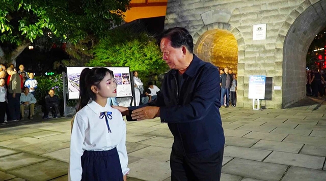 千年古驿道亮了!隆昌人都往南关赶,就为这场实景大戏(图3) 隆昌3.jpg
