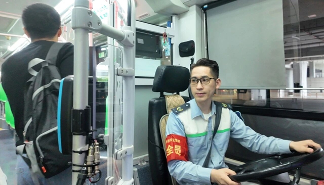 公交1.jpg