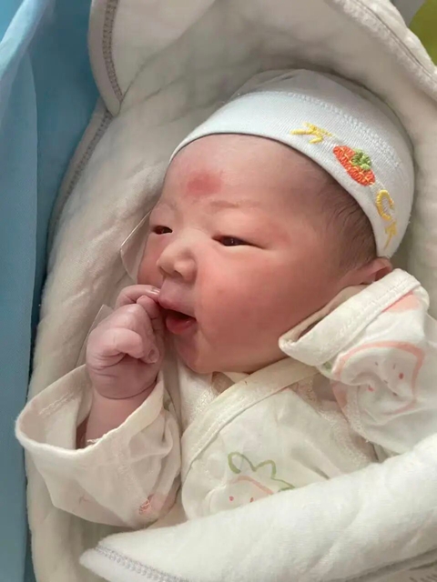 37名国庆宝宝报到,谁最萌!(图16) 16.jpg
