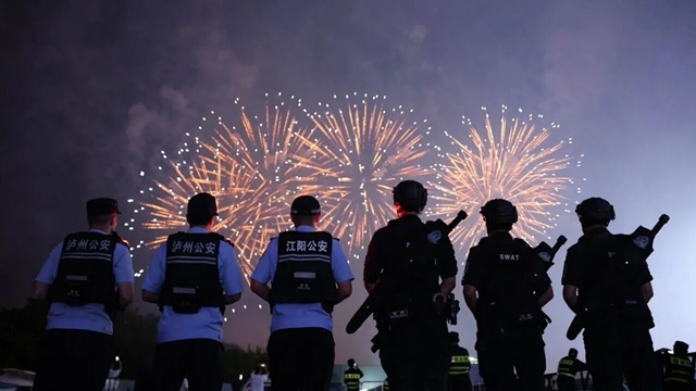 泸州:“音”为有警,守护秋日音浪!(图3) 3.jpg