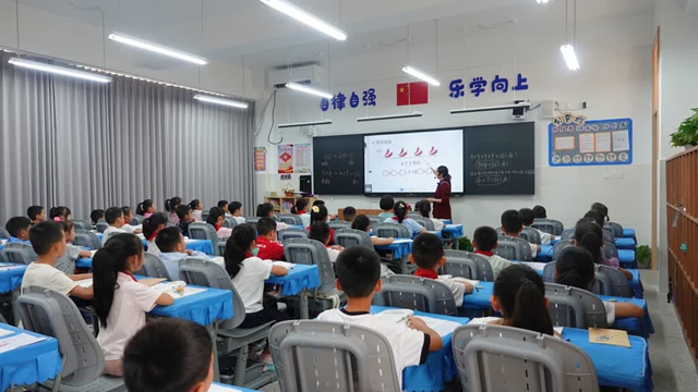从“整不撑展”到“一次办好”——古蔺县第五小学顺利开学背后的“采购密码”(图2) 城2.jpg