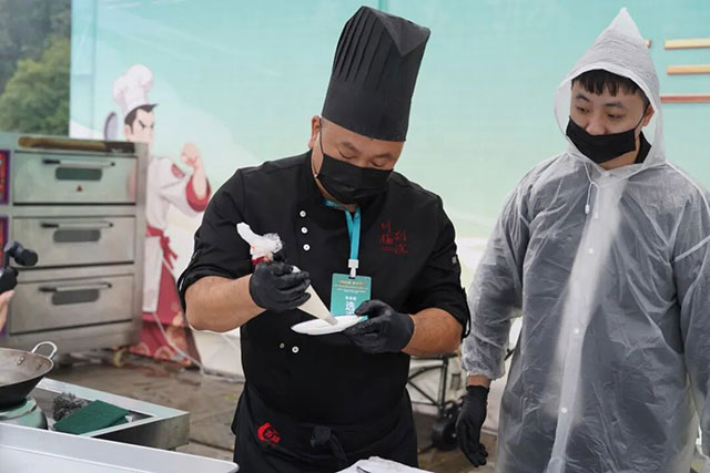 药香润酒城膳艺竞芳华|第三届川南渝西康养药膳大赛圆满落幕(图24) 25.jpg