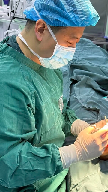 男子右手被机器绞碎,医生竟从大腿取肉……(图2) 肉2.jpg