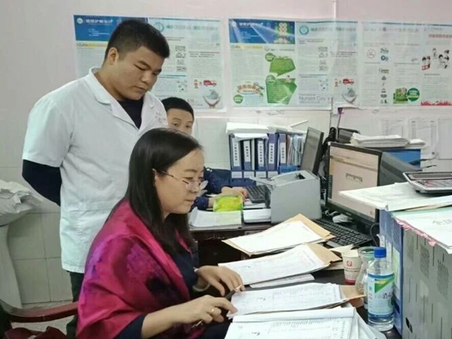 聆听巾帼故事·汲取奋进力量 | 记2025年度“四川省三八红旗手”陈丽:三十年,把日子焐在群众身边(图3) 床3.jpg