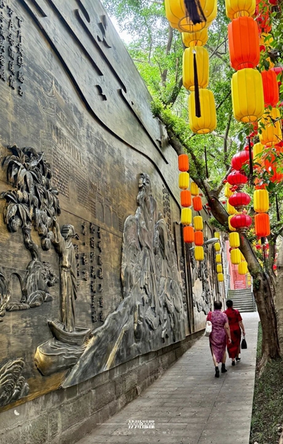 来凤凰巷打卡!在记忆墙遇见老泸州(图2) 凤凰2.jpg