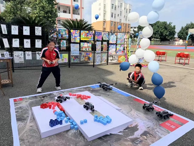 舞动活力,科技逐梦|泸县天兴镇学校阳光大课间暨科技创新展评活动圆满举行(图10) 10.jpg