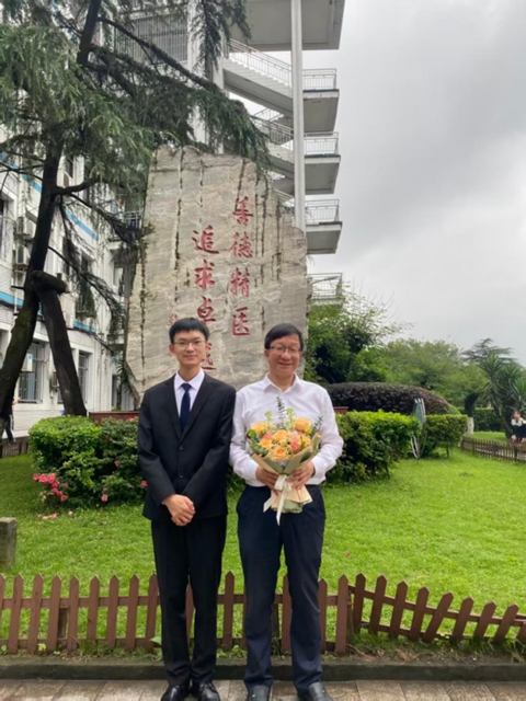 向下扎根,向上生长!入职一年斩获“国自然”,95后博士跑出科研“加速度”(图2) 余2.jpg