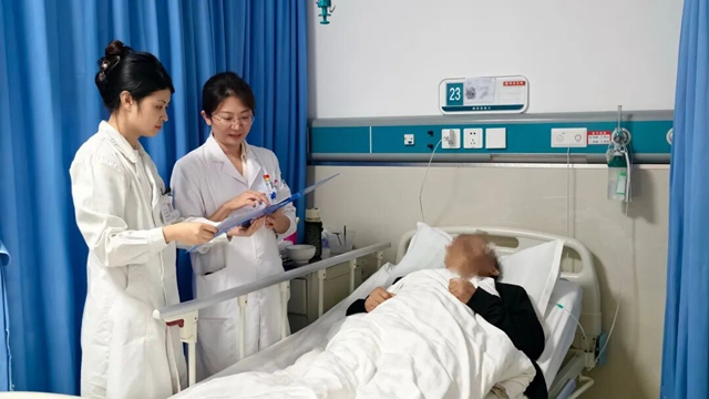 一天十几个危重病人!这里,就是救命的!(图8) 8.jpg