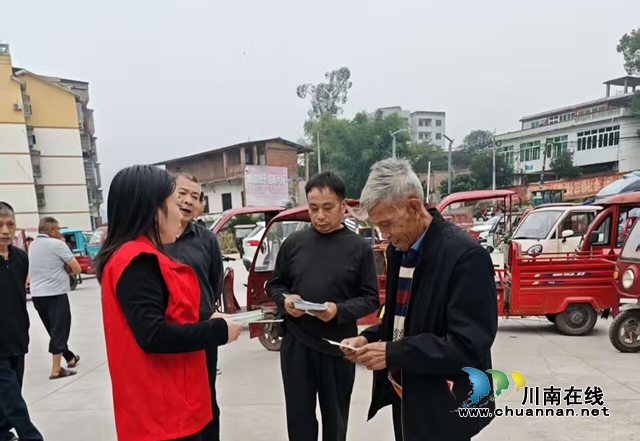警司联动齐反诈 守住群众“钱袋子”照片3.jpg