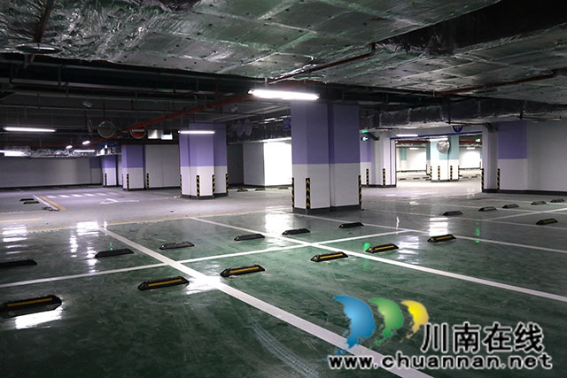 龙驰广场主体全面完工┃龙马潭明年5月将新添一站式生活新地标(图5) 停车场.jpg