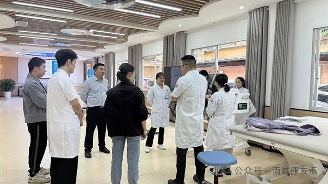 名医指导+智能设备!泸州市人民医院助力,合江首个“智能化康复中心”本周正式启用(图3) 3.jpg