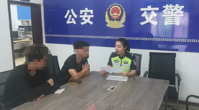 泸州第一例,骑车理发……(图3) 发2.jpg