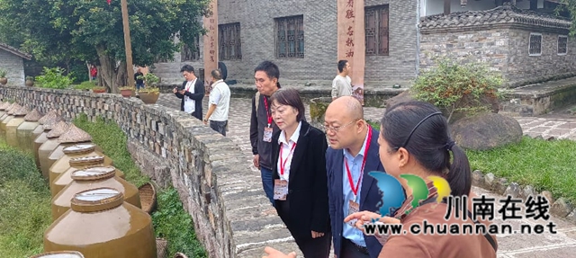 城市宣传官首次集体站台 助力泸州非遗出圈(图4) 4.jpg