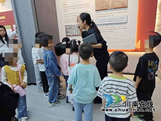 寻访沱灌印记 童画水利丰碑|隆昌沱灌文化展览馆国庆研学之行圆满举行(图4) 国4.jpg