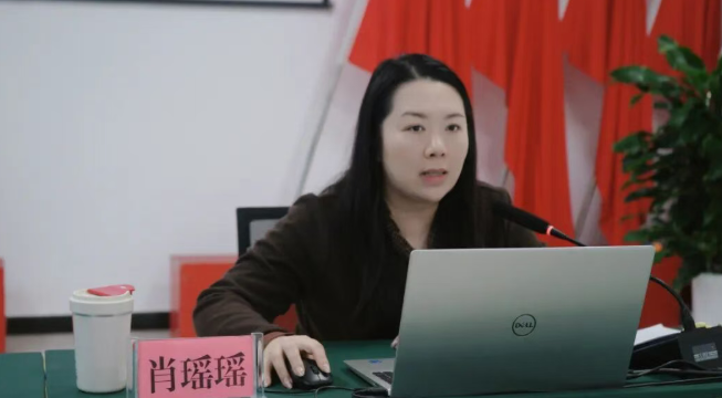 红色方向盘︱泸州公交集团第三期公交组工讲堂接续开讲(图4) 方向4.png