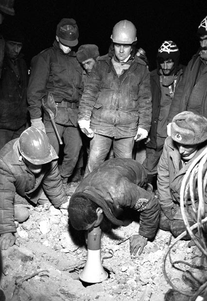 人类史上的超级大地震(图12) 人类史上的超级大地震(图12)