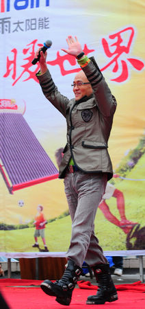 昨日玉龙湖放生节开幕&nbsp;众明星打造视听盛宴(图8)