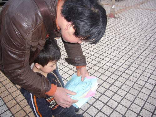 红星街道：开展第十个“公民道德宣传月”活动(图2)