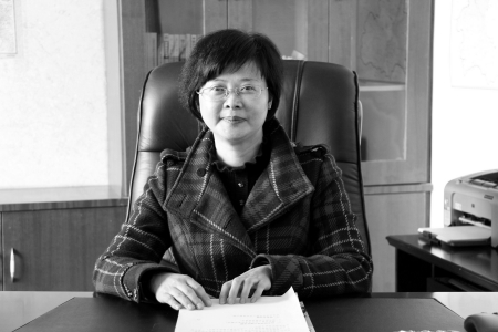 泸州：扩大干部提名&nbsp;12年女副局转正(图1)