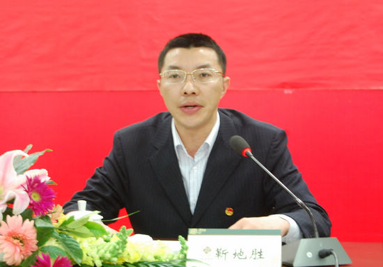 泸州:"党团共建引擎"发力 引导全市青年创先争优(图4) 泸州:"党团共建引擎"发力 引导全市青年创先争优(图4)