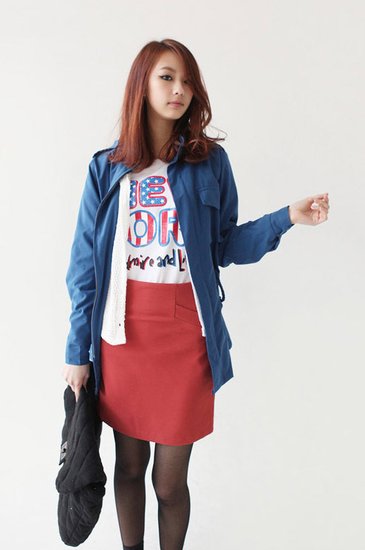 打底衫+半身裙 换季越穿越漂亮(图8) 打底衫+半身裙 换季越穿越漂亮(图8)