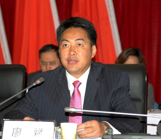 泸医附院召开第十届工代会、第六届职代会第二次会议(图2)