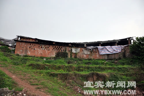 宜宾：一桥建了6年&nbsp;谁在阻挡天池大桥通车？(图4)