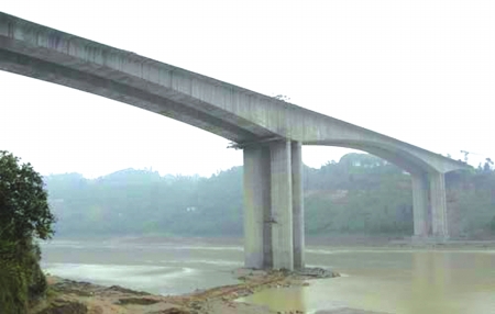 宜宾：苦盼6年&nbsp;天池大桥9月半幅通车(图1)