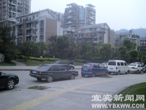 宜宾：缺失的不仅仅是“车位”(图2)