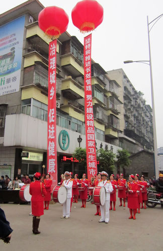 罗汉镇:宣传爱卫精神&nbsp;倡导健康生活(图1)