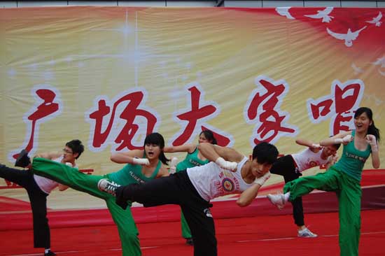 泸医中医院、天立社区激情共唱和谐曲(图18)