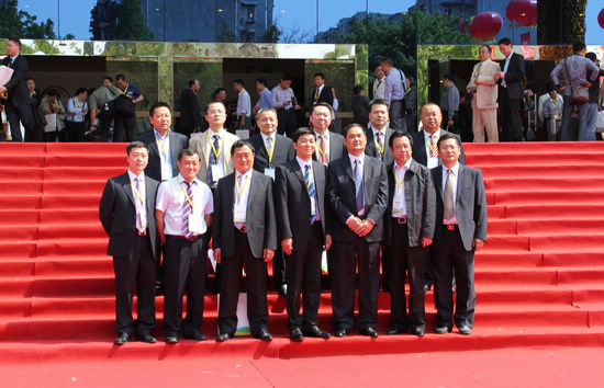 成都泸州商会在蓉成立&nbsp;林代湘当选首任会长(图9)