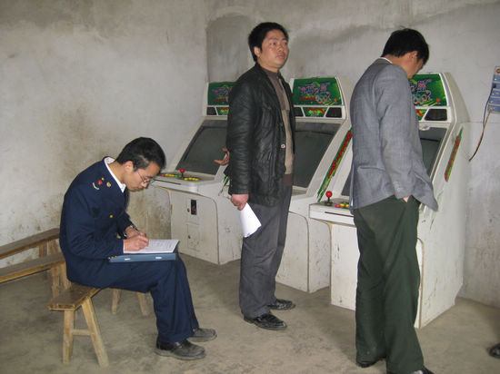 古蔺石宝工商所“四查三抓”构建校外安全防护网