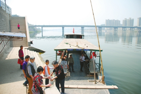 停渡通桥 简阳万人踩新桥(图2) 停渡通桥 简阳万人踩新桥(图2)