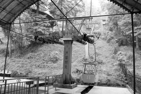 方山索道：“无安检证明坐起悬吊吊”不实