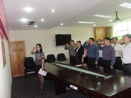 泸县县委组织部公开承诺 严守换届纪律(图2) 泸县县委组织部公开承诺 严守换届纪律(图2)